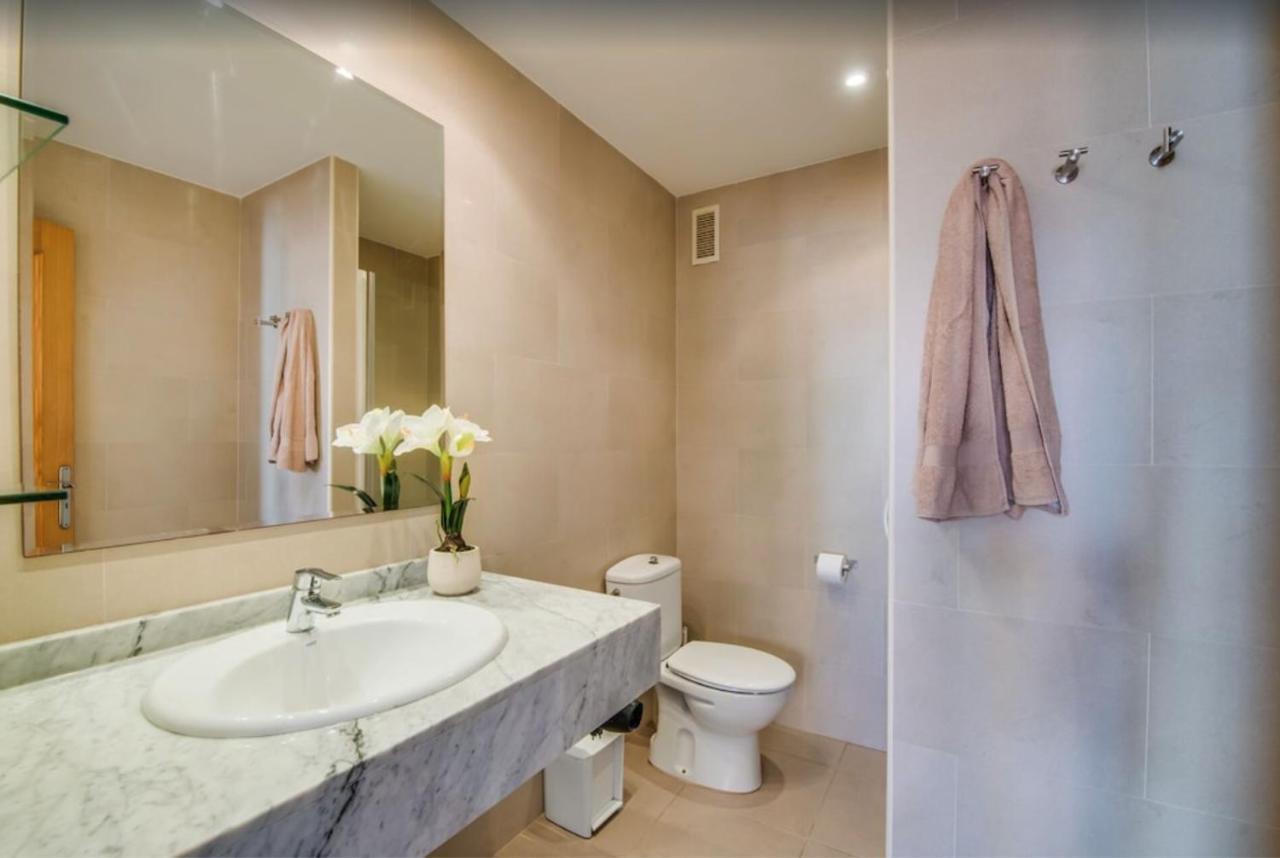 산타니 Es Port Penthouse 아파트 외부 사진