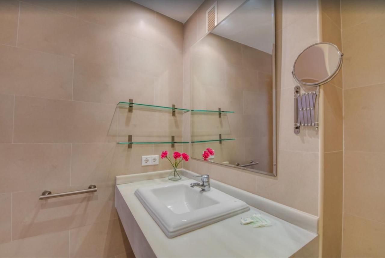 산타니 Es Port Penthouse 아파트 외부 사진